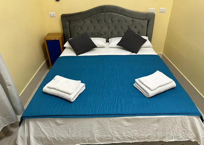 Bed & Breakfast Turati Termini 4*